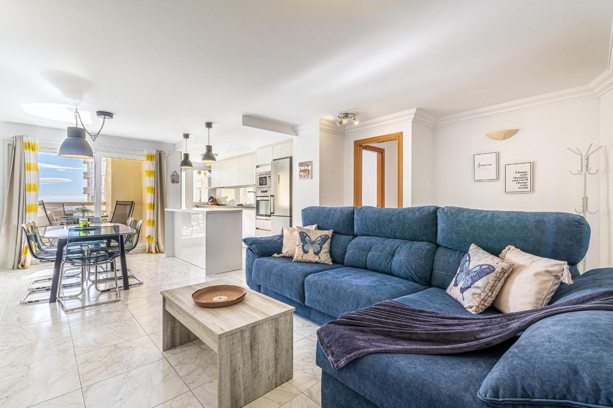 Apartamento 3 Hab. Primera Linea De Playa - Centro *