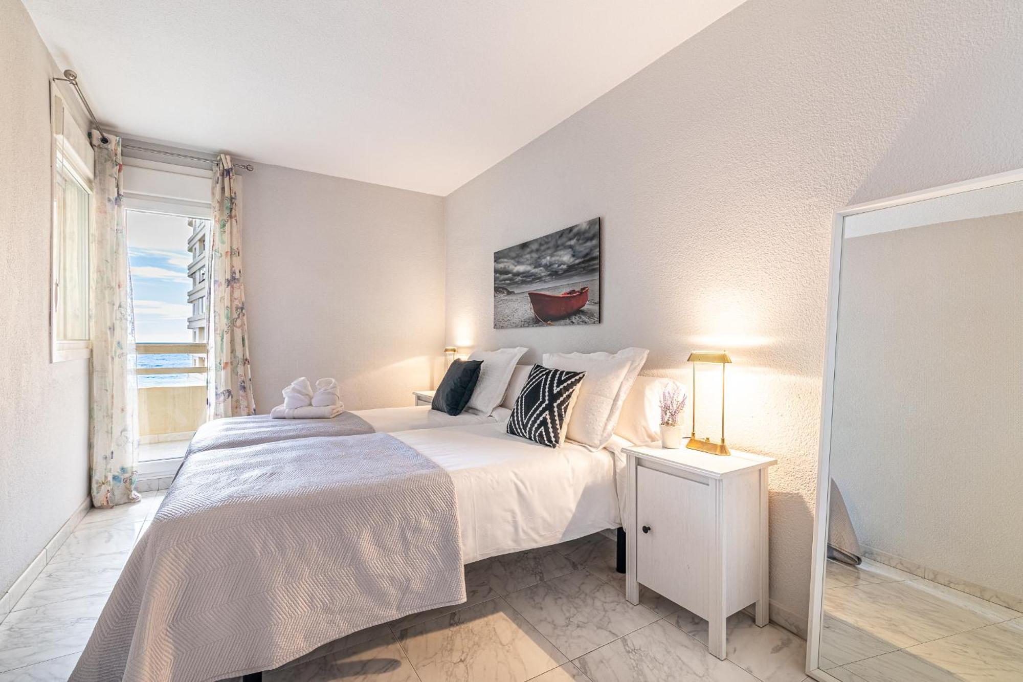 Apartamento 3 Hab. Primera Linea De Playa - Centro